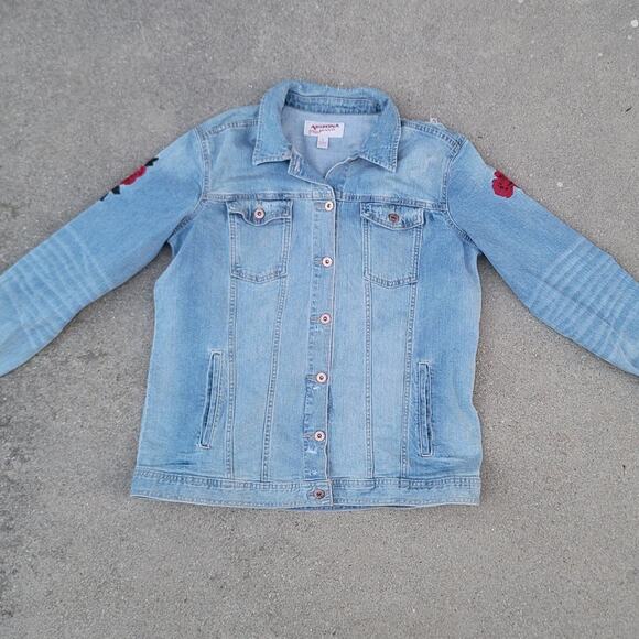 Arizona Jean Co Distressed Embroidered Roses Jean Denim Jacket - Picture 3 of 10